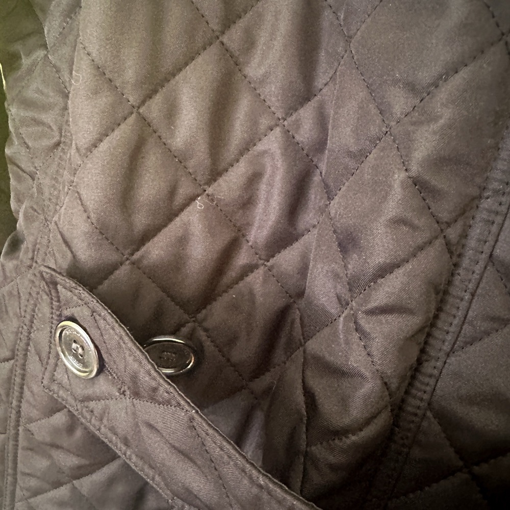 Burberry Black Quilted Jacket with Iconic Check Lining size Large - Picture 4 of 13